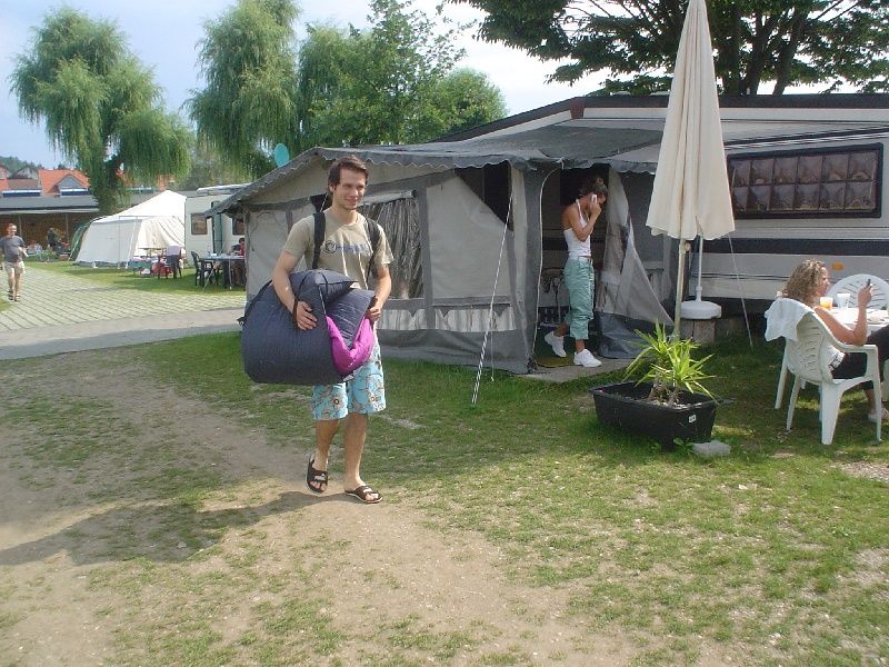 kjg068